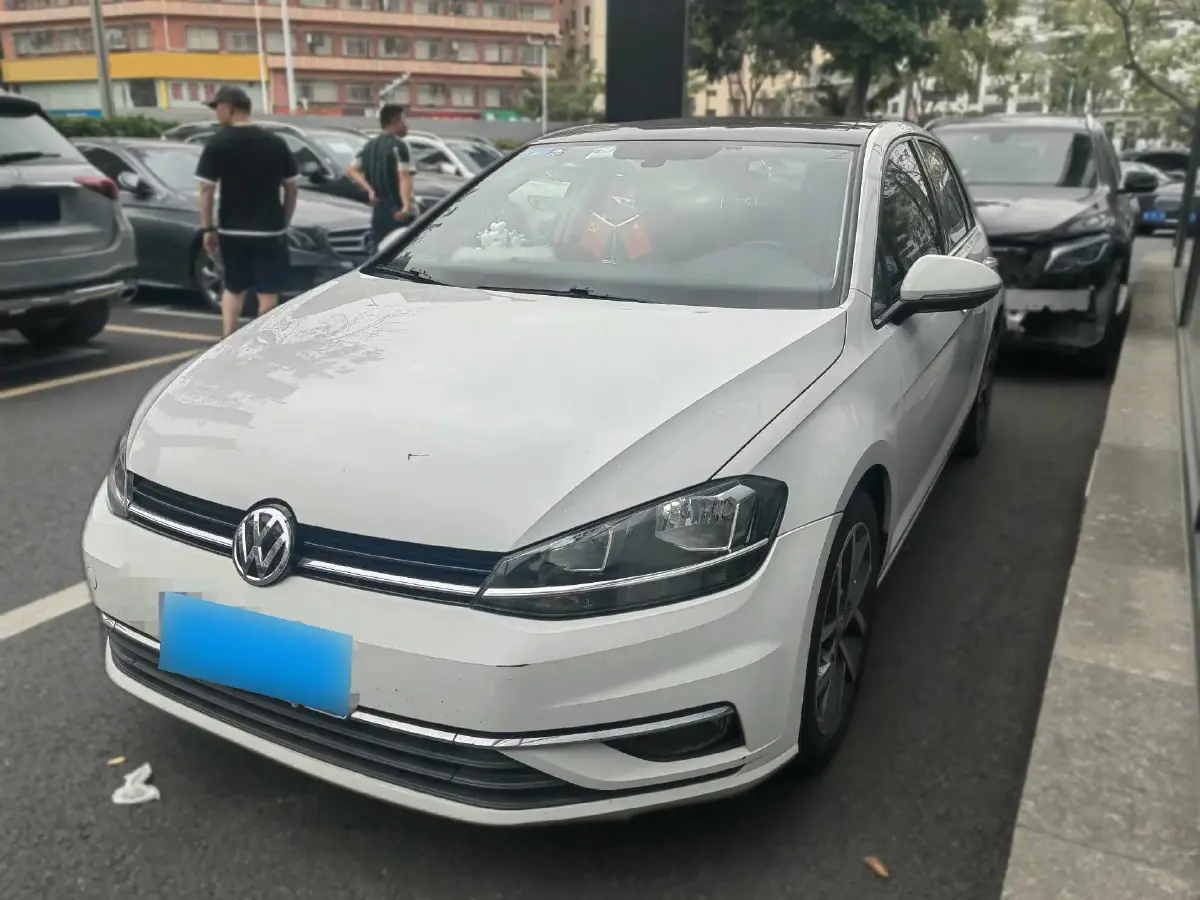2020 Volkswagen Golf 1.4T 150HP L4 7DCT