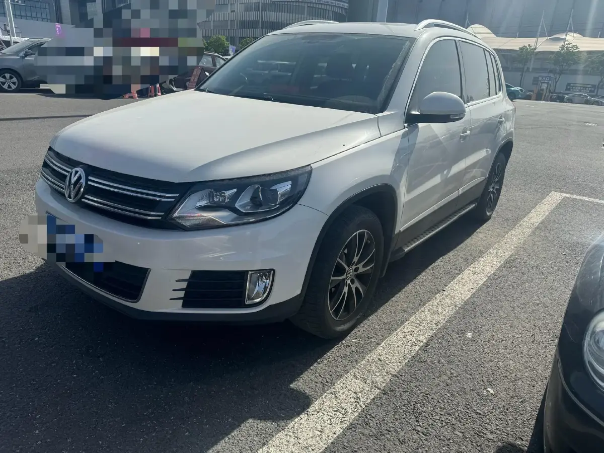 2015 Volkswagen Tiguan 1.8T 160HP L4 6AT