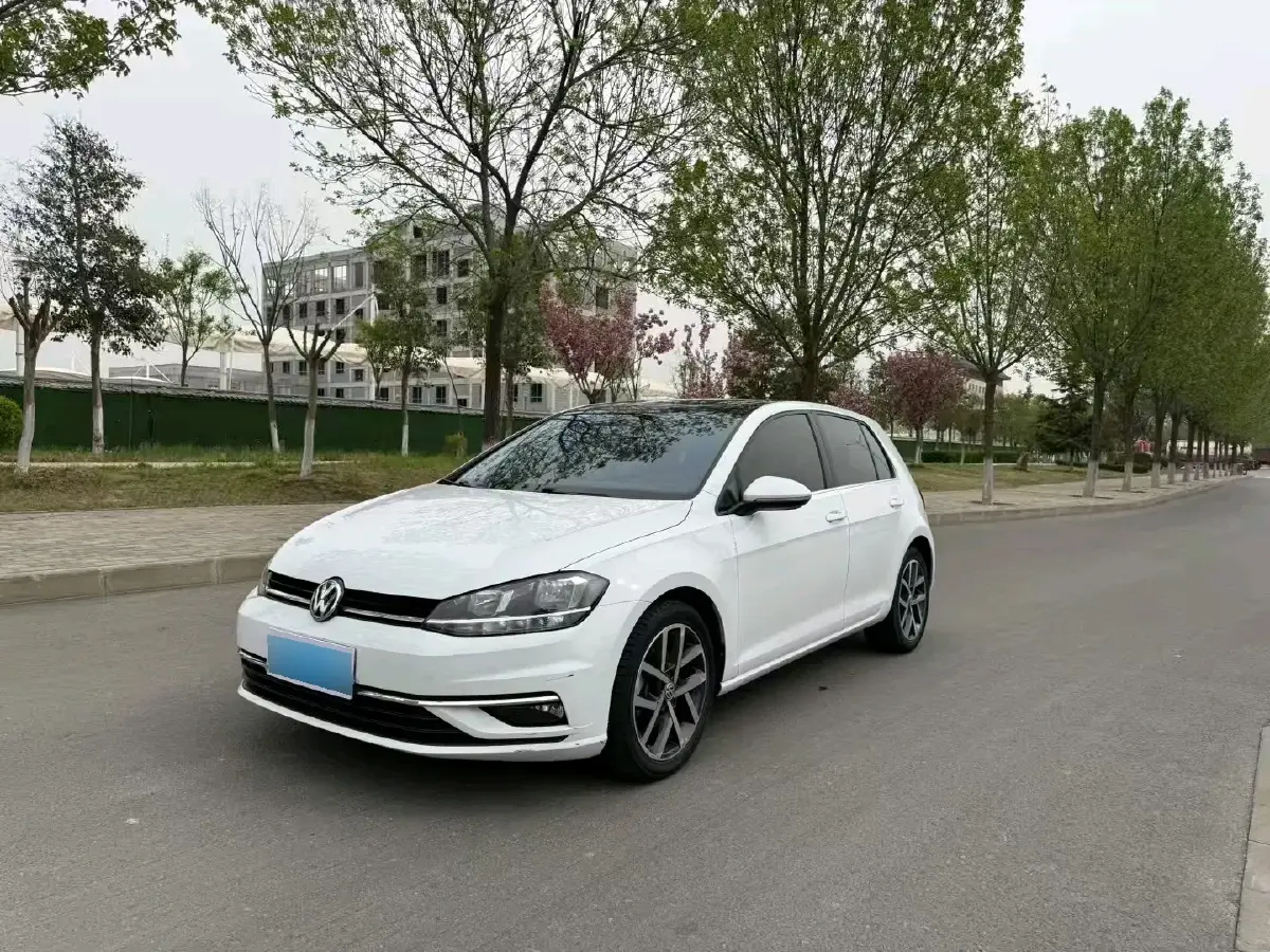 2019 Volkswagen Golf 1.4T 150HP L4 7DCT