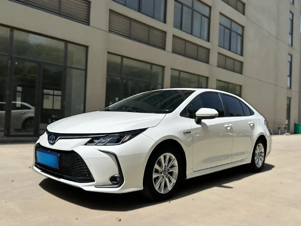 2023 Toyota Corolla 1.8L 98HP L4 E-CVT Hybrid