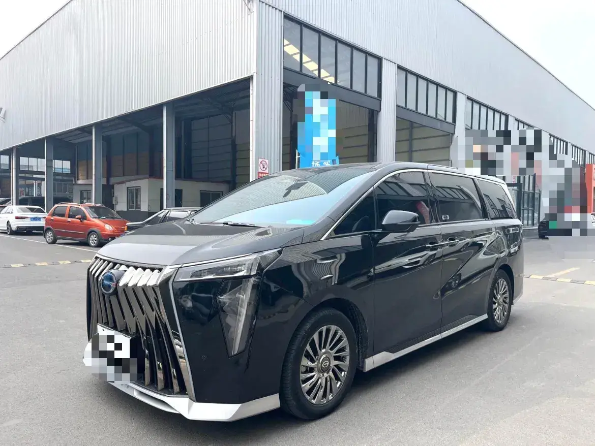 2023 GAC Trumpchi M8 2.0T 190HP L4 E-CVT Hybrid