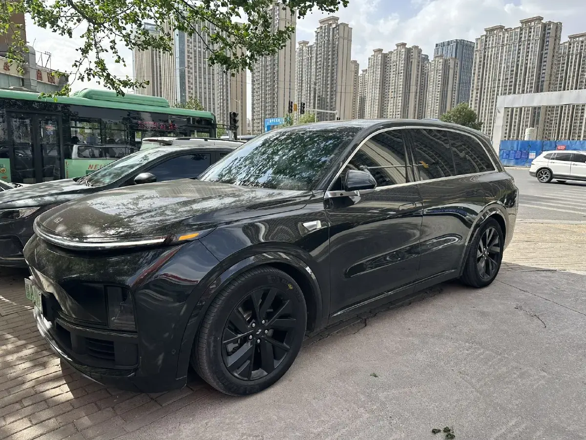 2023 Li L8 Range Extended 154HP REEV 40.9KWH