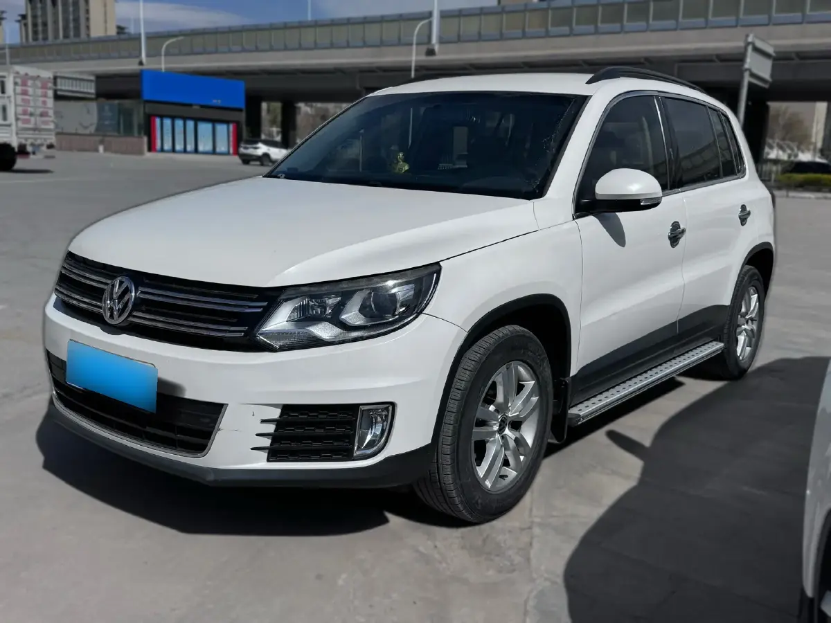 2015 Volkswagen Tiguan 1.8T 160HP L4 6MT