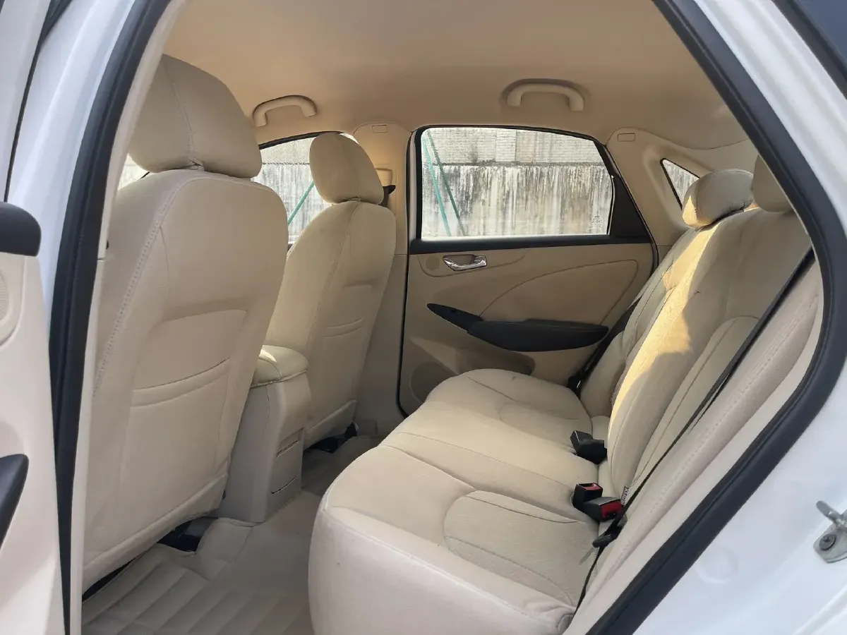 2015 Chery Arrizo 7 1.6L 126HP L4 CVT,autocango,china used car exporter,china ev exporter,chinese used car exporter,chinese used ev exporter