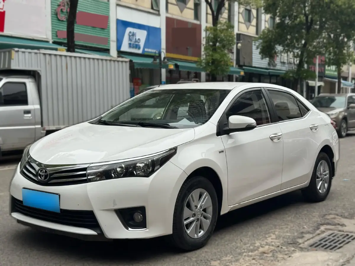 2014 Toyota Corolla 1.6L 122HP L4 CVT