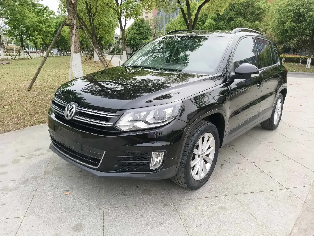 2015 Volkswagen Tiguan 1.8T 160HP L4 6AT