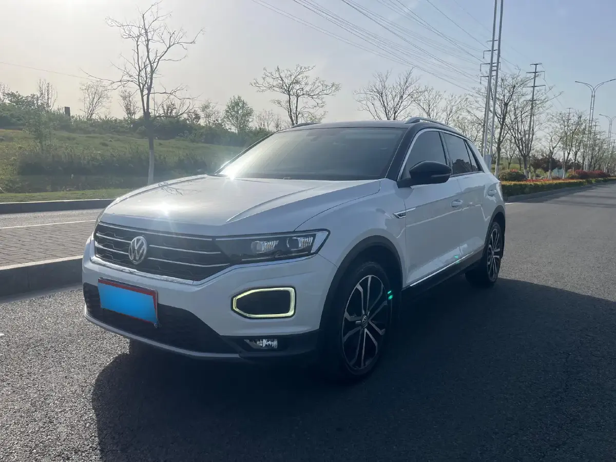 2019 Volkswagen T-Roc 1.4T 150HP L4 7DCT