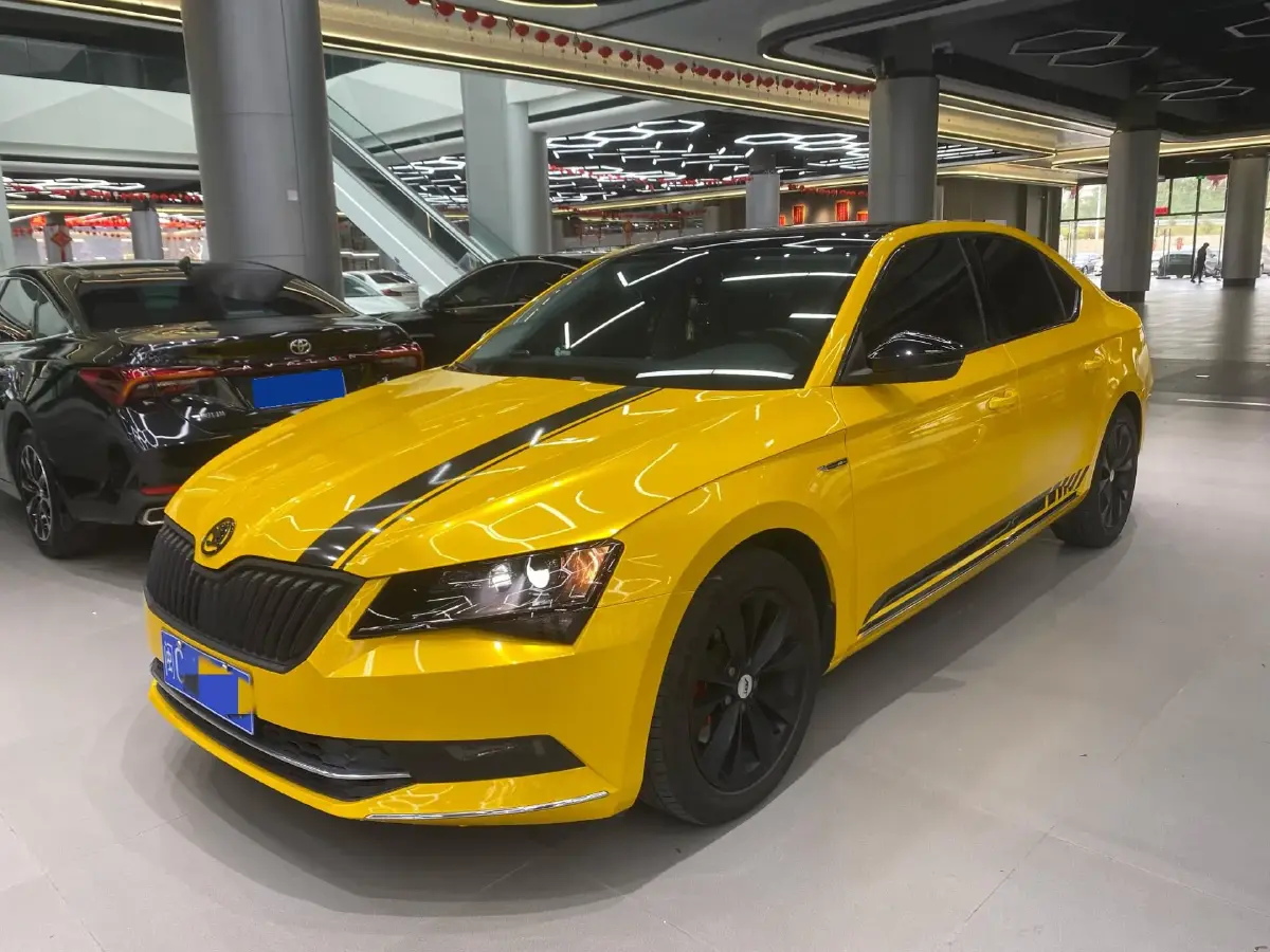 2016 Skoda Superb 1.8T 180HP L4 7DCT