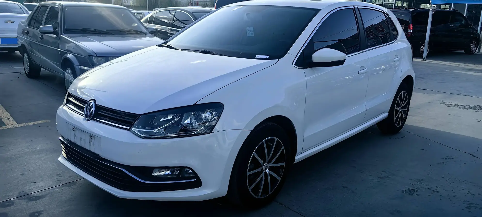 2016 Volkswagen Polo 1.6L 110HP L4 5MT