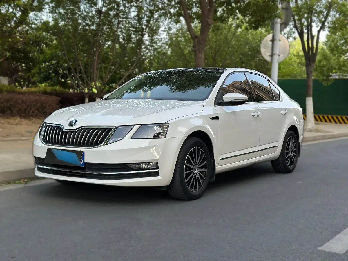 2019 Skoda Octavia 1.4T 150HP L4 7DCT