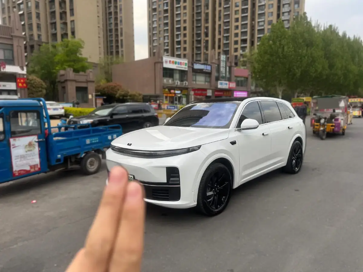 2023 Li L7 Range Extended 154HP REEV 40.9KWH