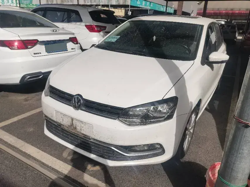 2016 Volkswagen Polo 1.6L 110HP L4 5MT
