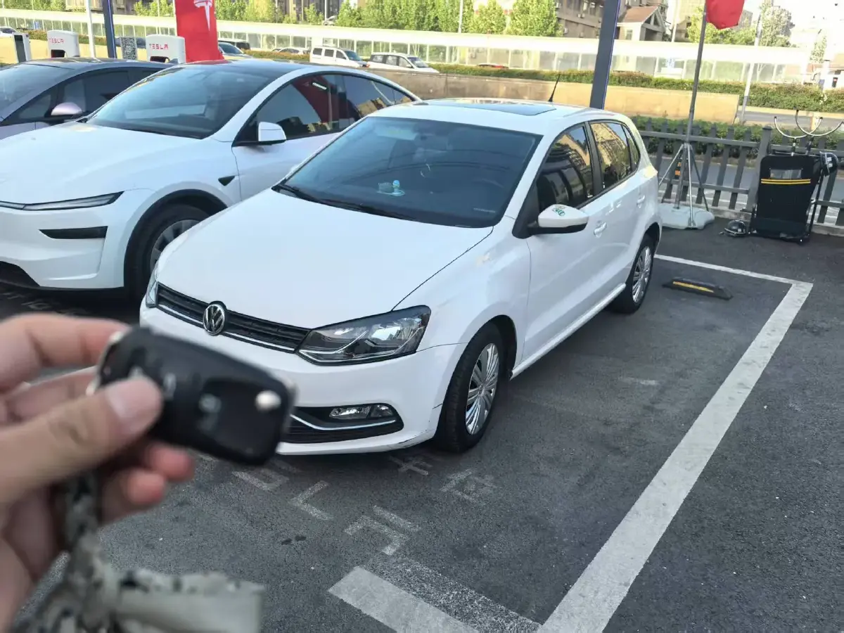 2018 Volkswagen Polo 1.5L 110HP L4 6AT