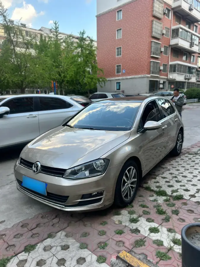 2016 Volkswagen Golf 1.4T 131HP L4 7DCT