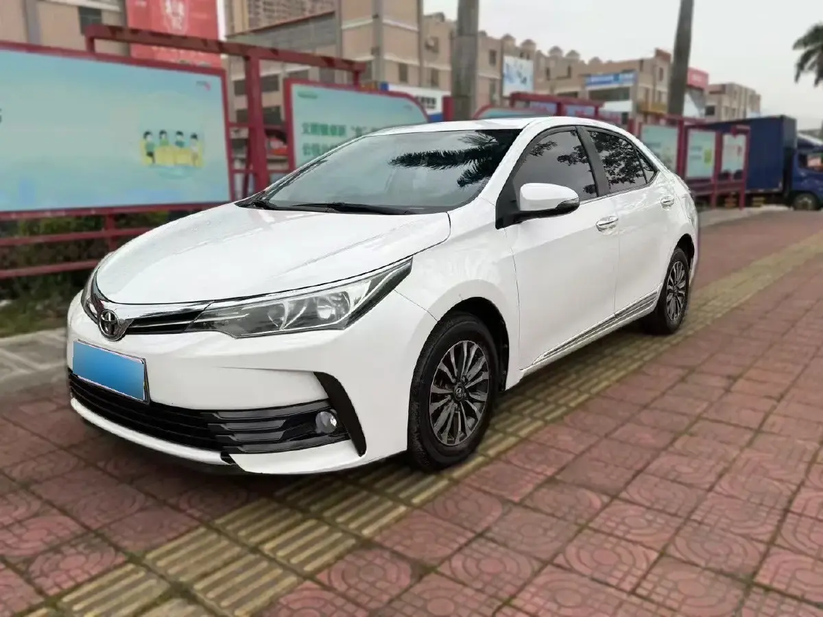 2017 Toyota Corolla 1.2T 116HP L4 CVT