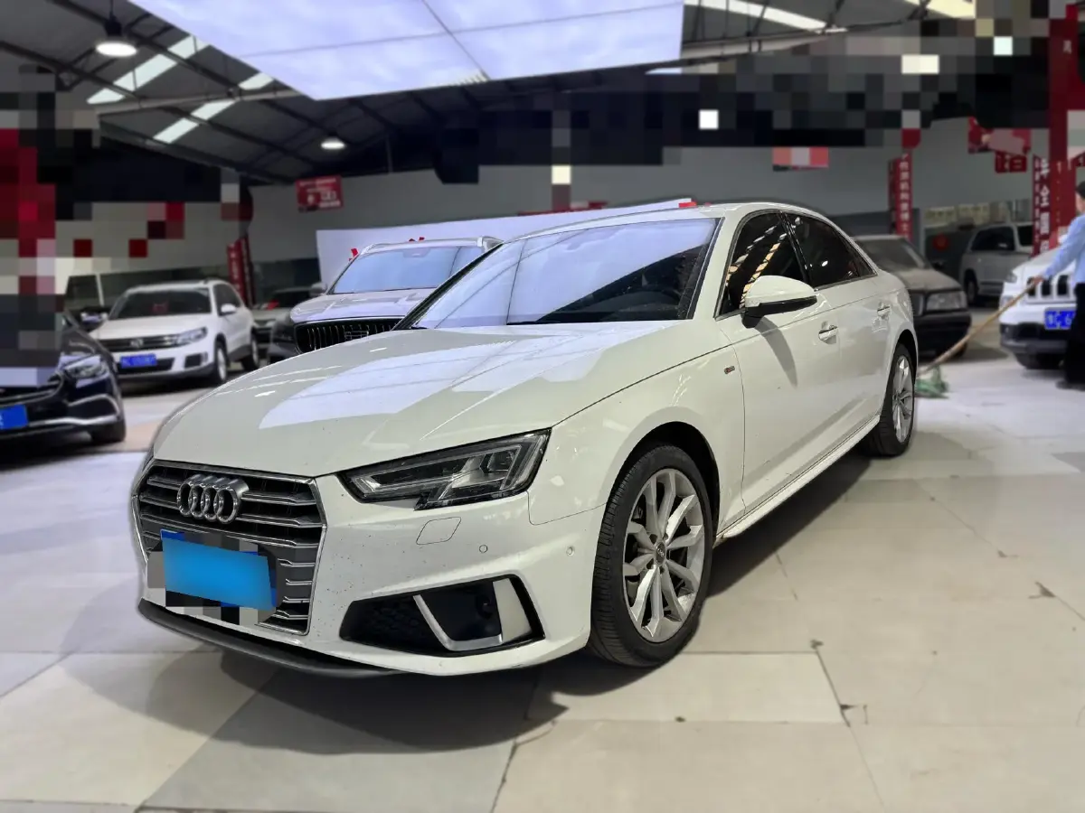 2019 Audi A4L 2.0T 190HP L4 7DCT