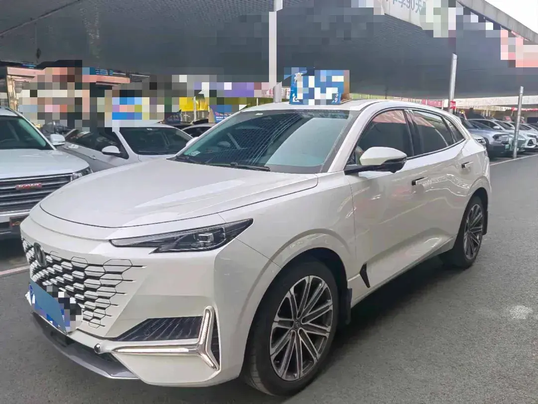 2021 ChangAn UNI-K 2.0T 233HP L4 8AT