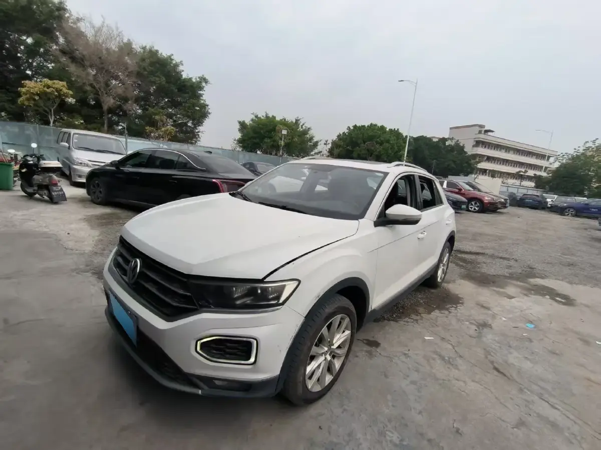 2019 Volkswagen T-Roc 1.4T 131HP L4 7DCT