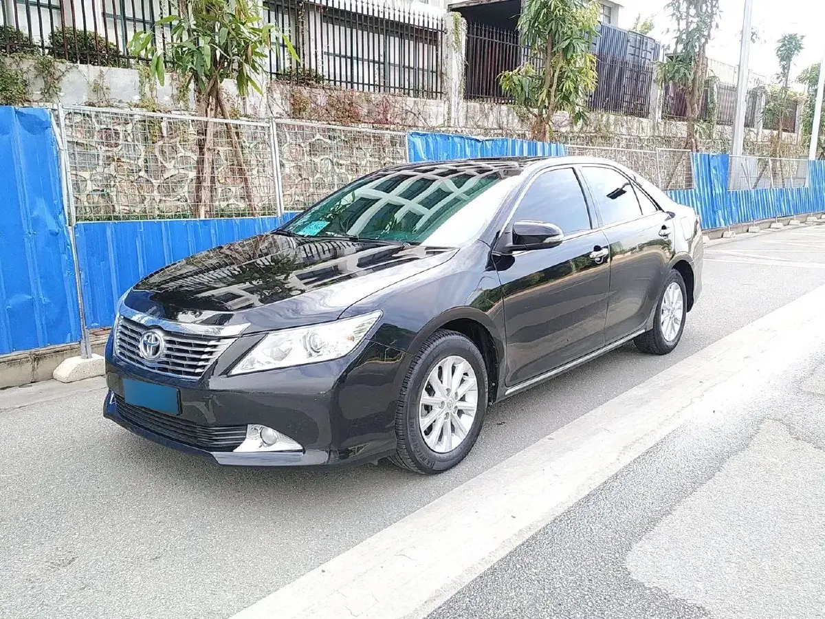 2013 Toyota Camry 2.0L 148HP L4 4AT