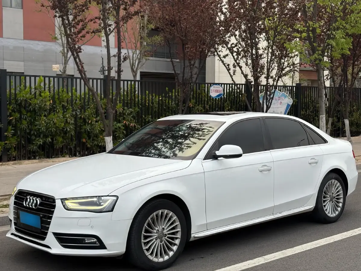 2016 Audi A4L 2.0T 180HP L4 CVT