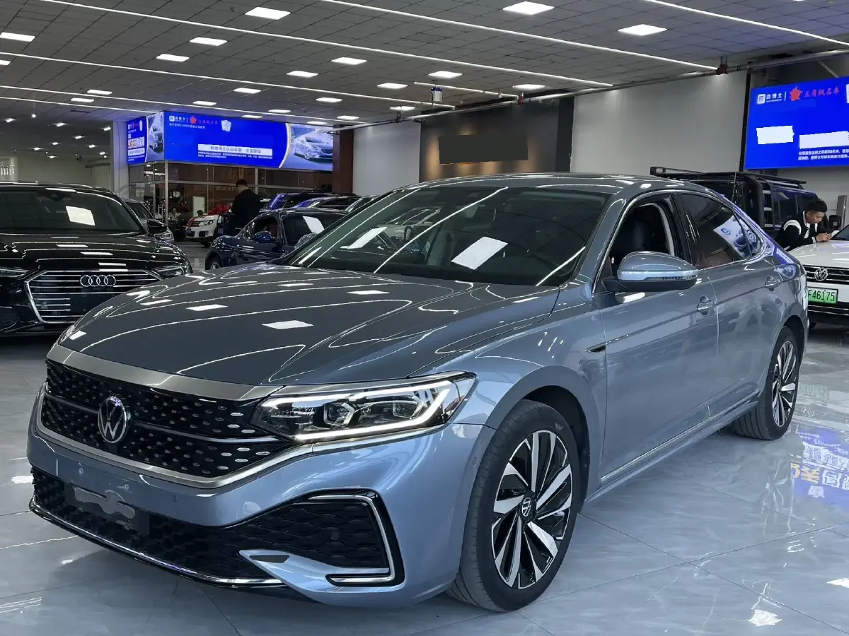 2021 Volkswagen Passat 2.0T 186HP L4 7DCT