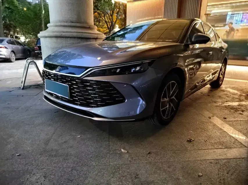 2024 BYD QinL 1.5L 101HP L4 E-CVT PHEV 15.87KWH