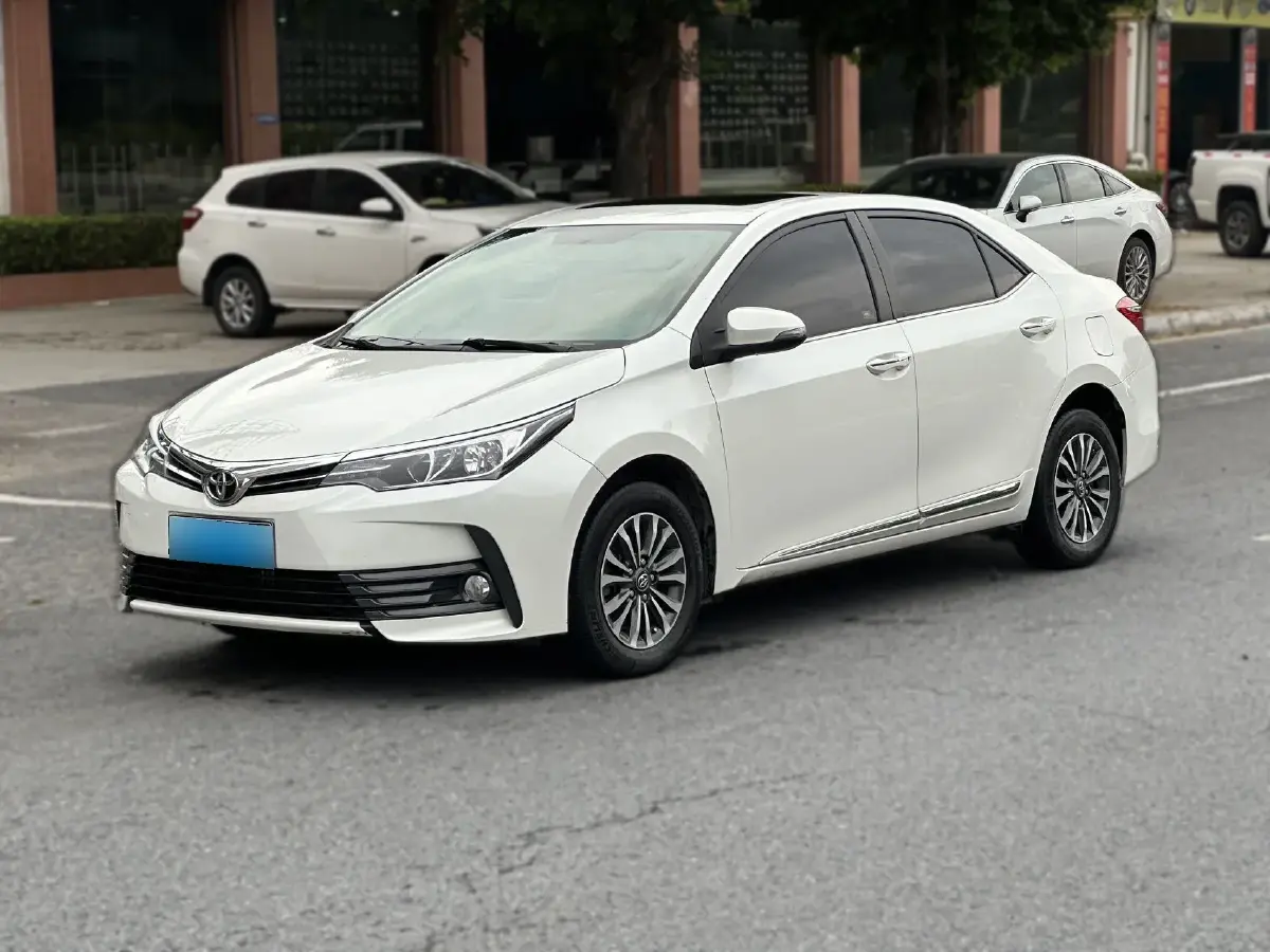 2017 Toyota Corolla 1.2T 116HP L4 CVT