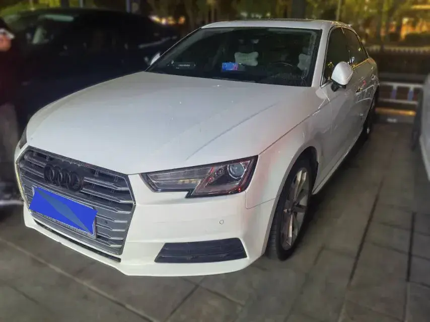 2018 Audi A4L 1.4T 150HP L4 7DCT