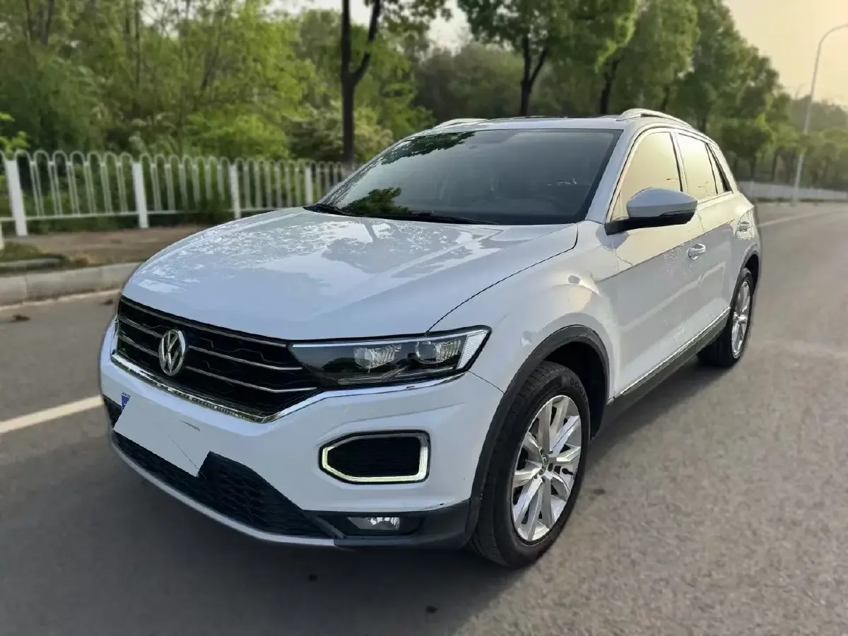 2019 Volkswagen T-Roc 1.4T 131HP L4 7DCT