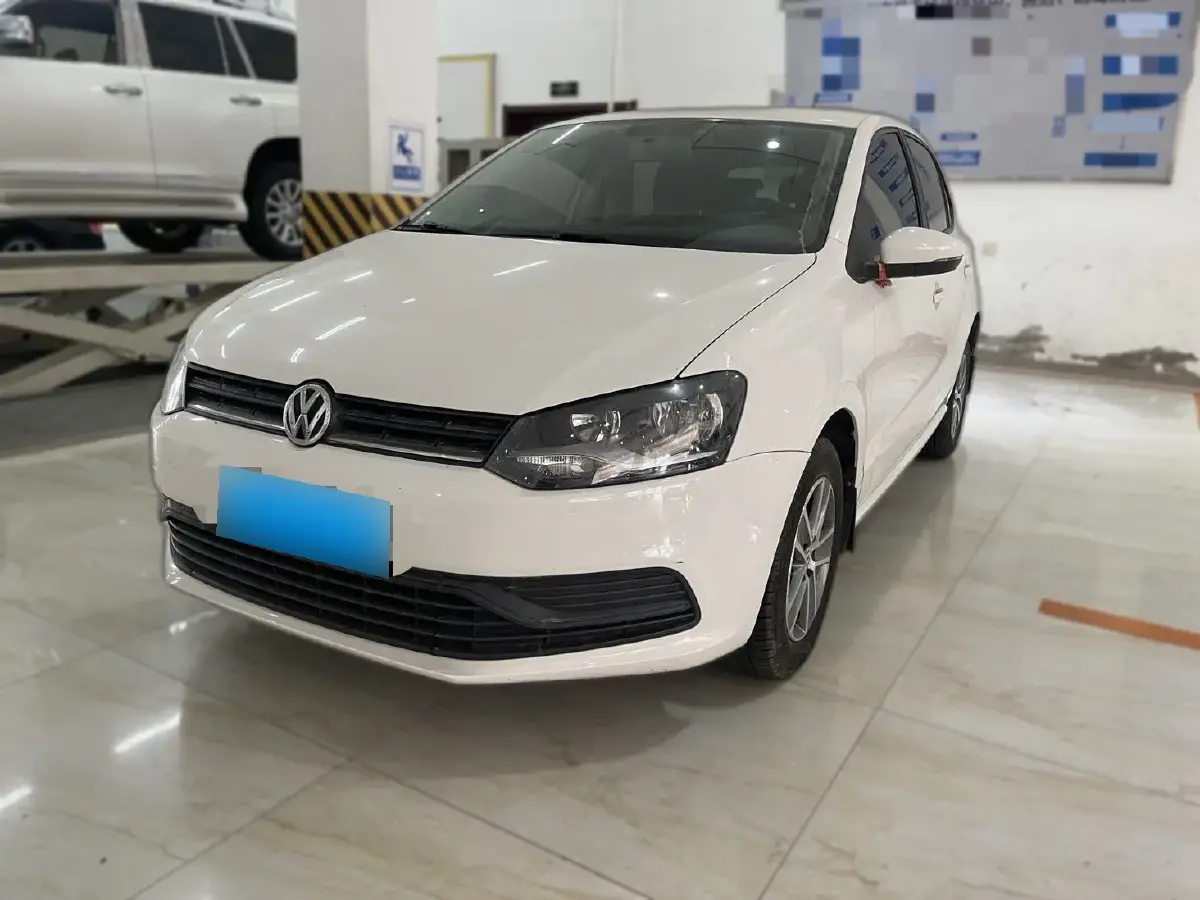 2018 Volkswagen Polo 1.5L 110HP L4 6AT