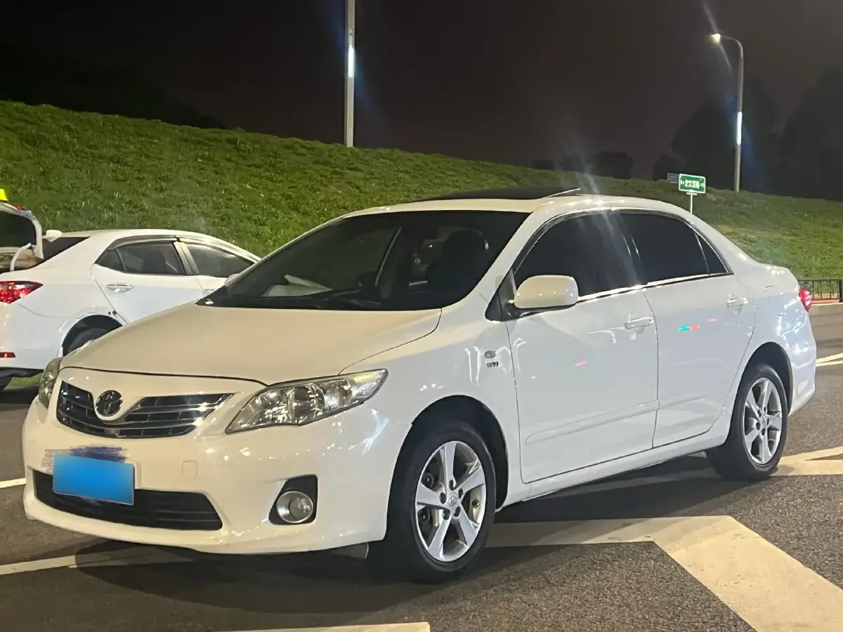 2012 Toyota Corolla 1.8L 140HP L4 CVT