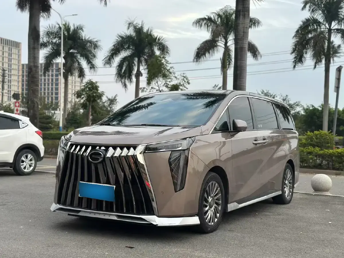 2023 GAC Trumpchi M8 2.0T 252HP L4 8AT