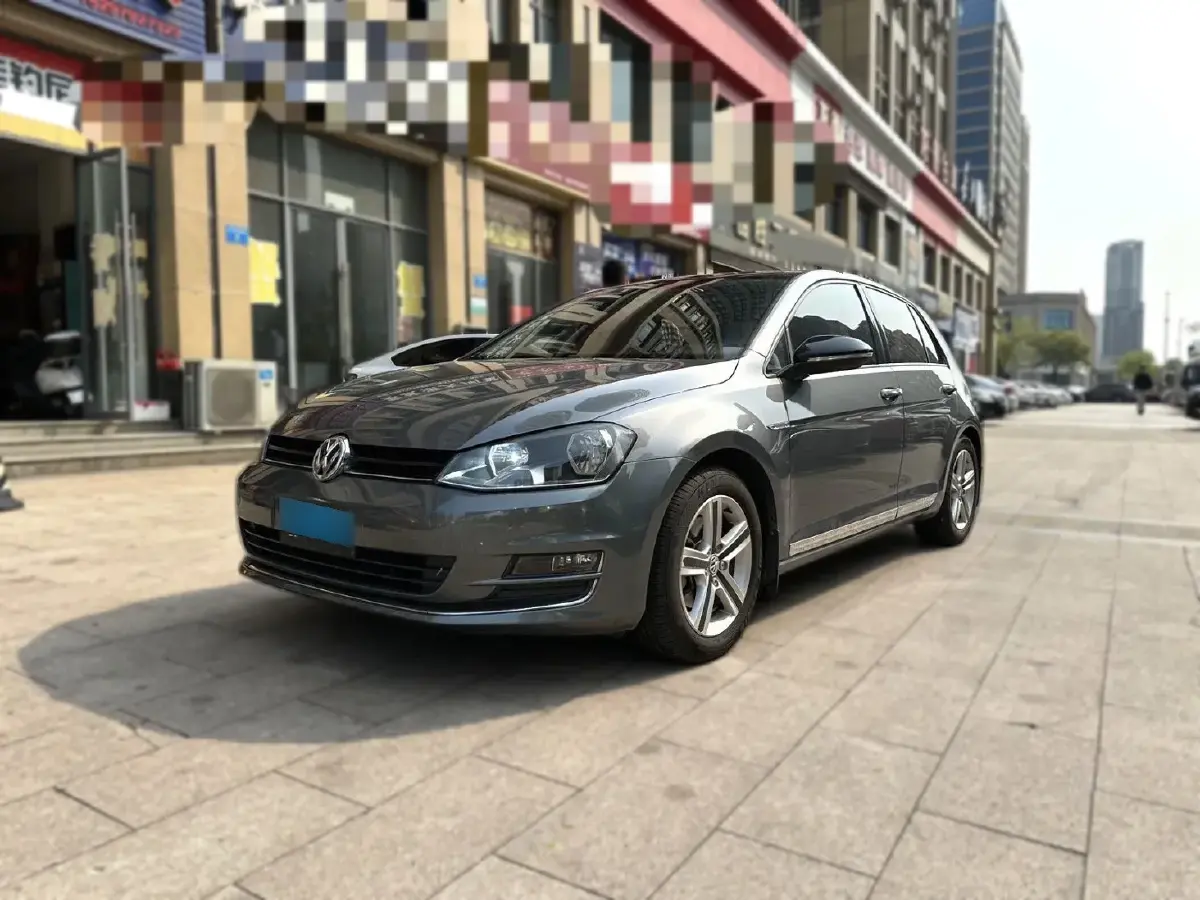 2014 Volkswagen Golf 1.4T 131HP L4 7DCT