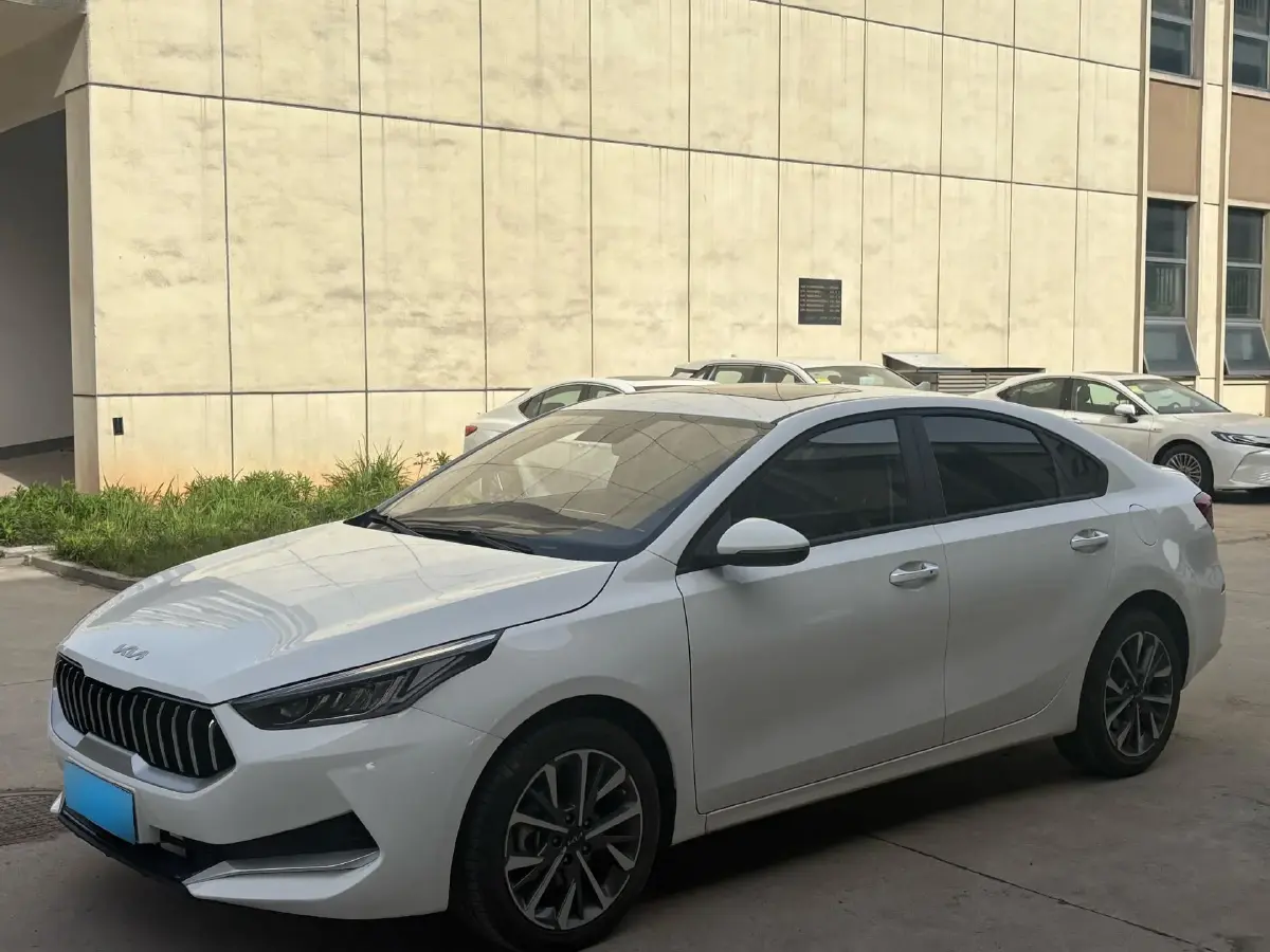 2021 Kia K3 1.5L 115HP L4 CVT