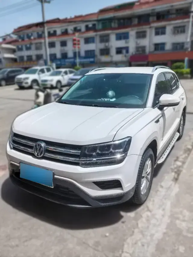 2019 Volkswagen Tharu 1.4T 150HP L4 7DCT