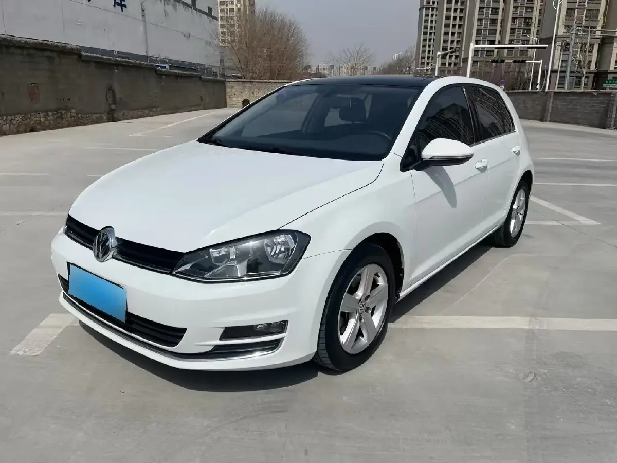2015 Volkswagen Golf 1.4T 131HP L4 7DCT