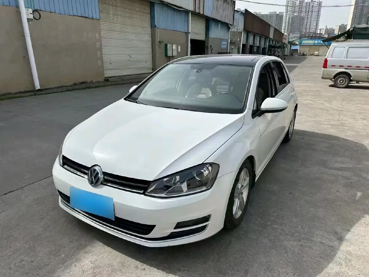 2015 Volkswagen Golf 1.4T 131HP L4 7DCT