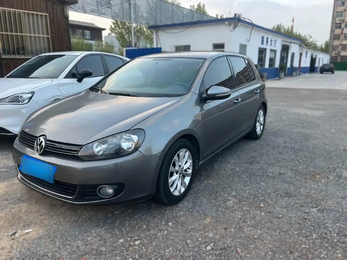 2011 Volkswagen Golf 1.4T 131HP L4 7DCT