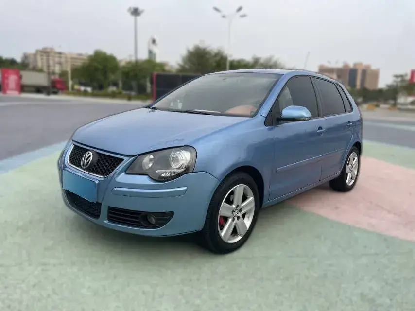 2009 Volkswagen Polo 1.4L 86HP L4 5MT