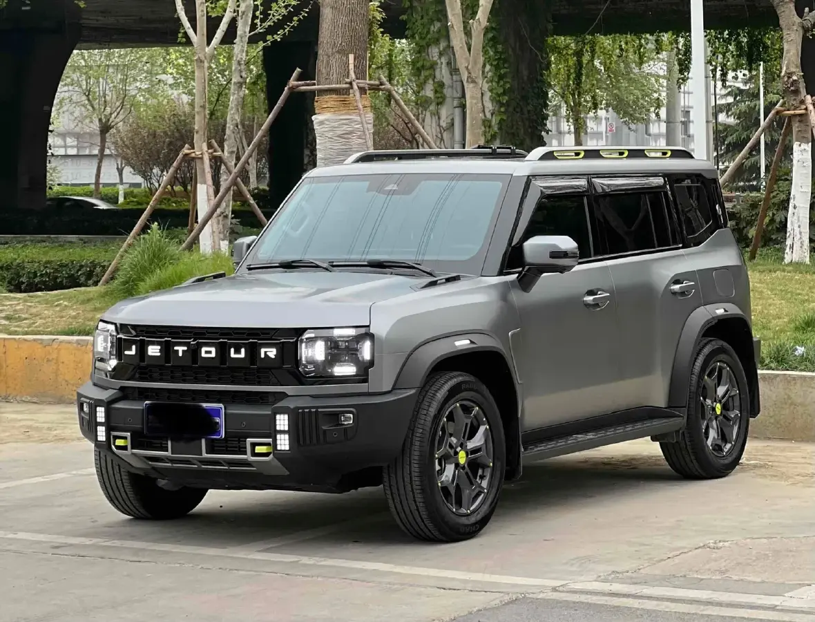 2023 Jetour Traveller 2.0T 254HP L4 7DCT