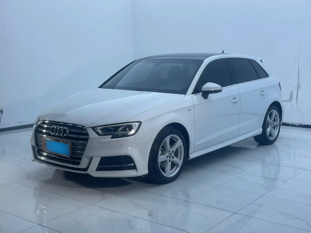 2025 Audi A3 1.5T 160HP L4 7DCT