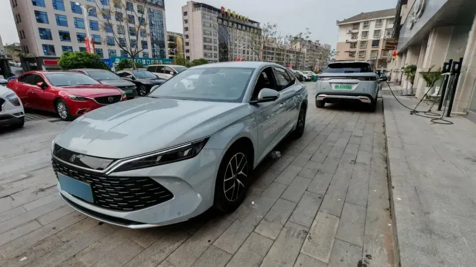 2024 BYD QinL 1.5L 101HP L4 E-CVT PHEV 10.08KWH