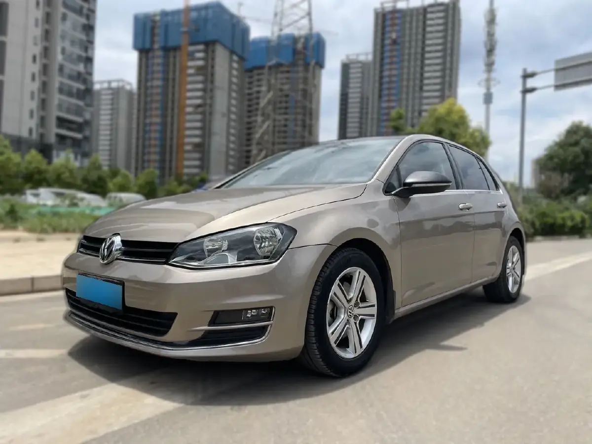 2014 Volkswagen Golf 1.4T 131HP L4 7DCT