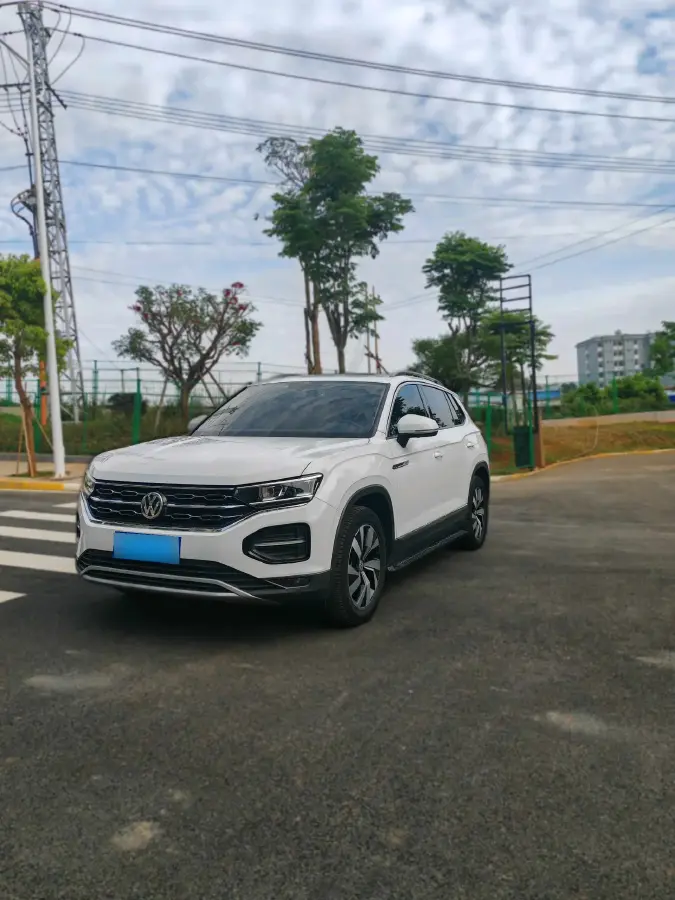 2020 Volkswagen Tayron 2.0T 186HP L4 7DCT