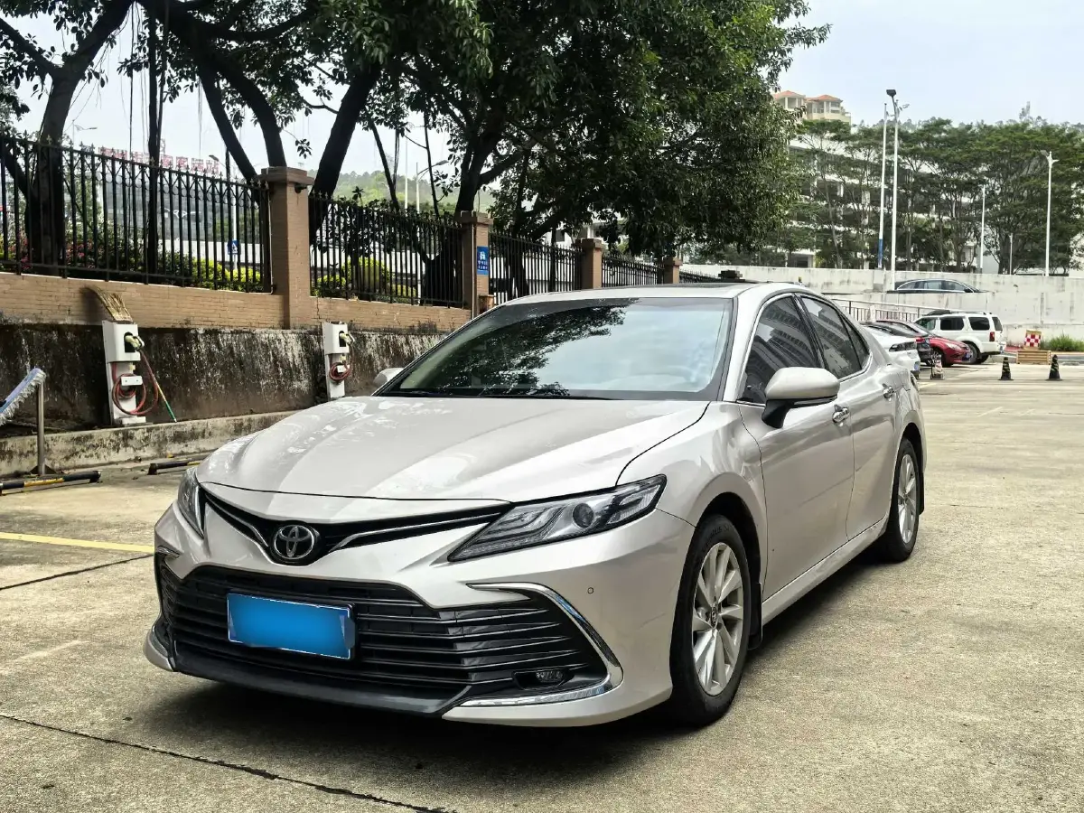 2021 Toyota Camry 2.0L 178HP L4 CVT
