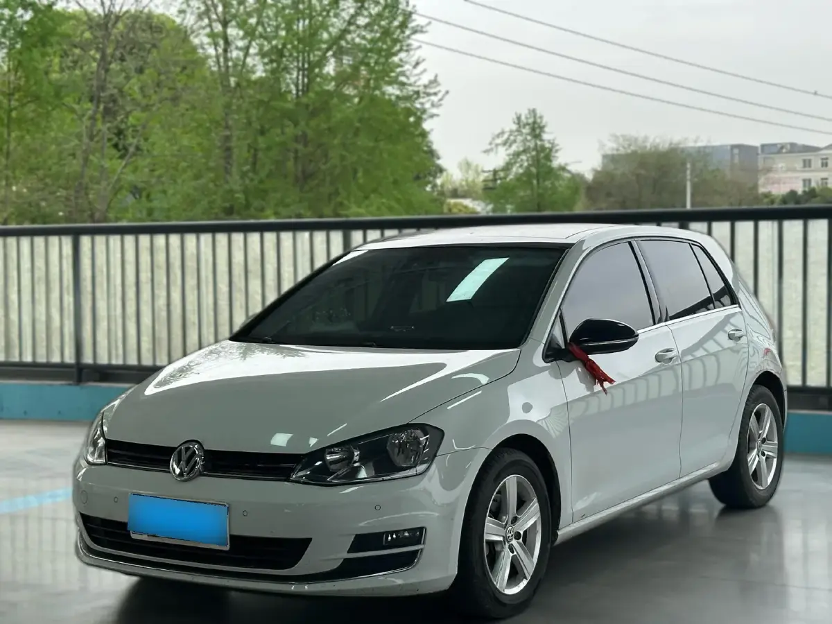2017 Volkswagen Golf 1.4T 131HP L4 7DCT