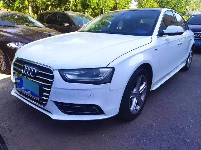 2015 Audi A4L 2.0T 180HP L4 CVT