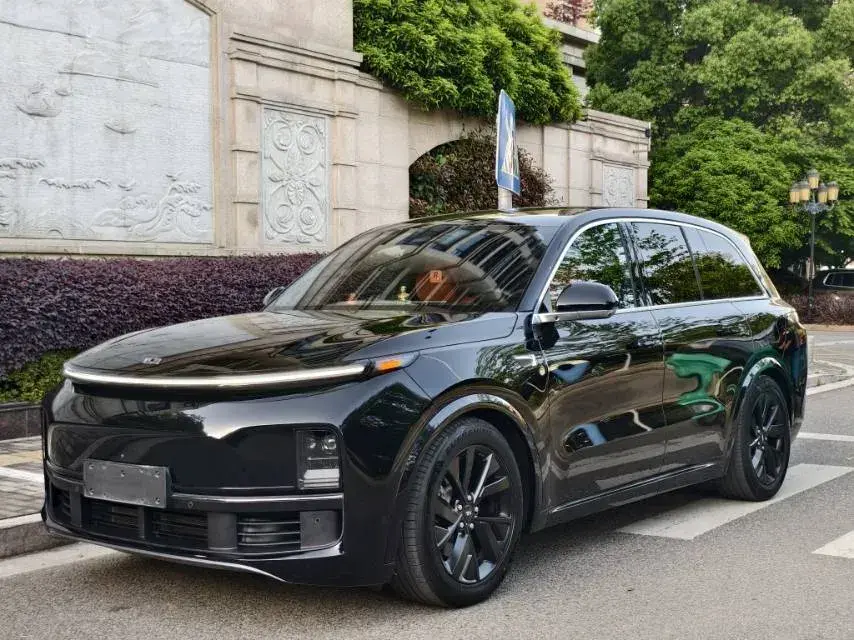 2023 Li L8 Range Extended 154HP REEV 40.9KWH