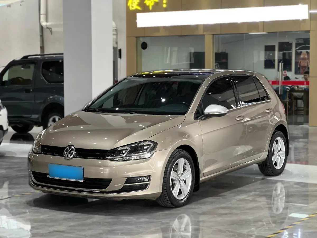 2015 Volkswagen Golf 1.4T 131HP L4 5MT