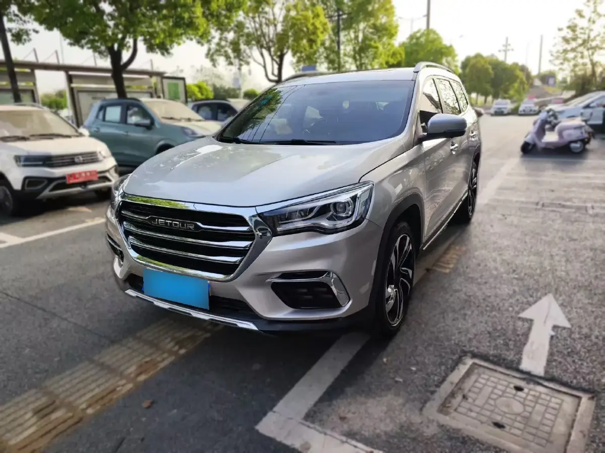 2019 Jetour X90 1.5T 156HP L4 6DCT